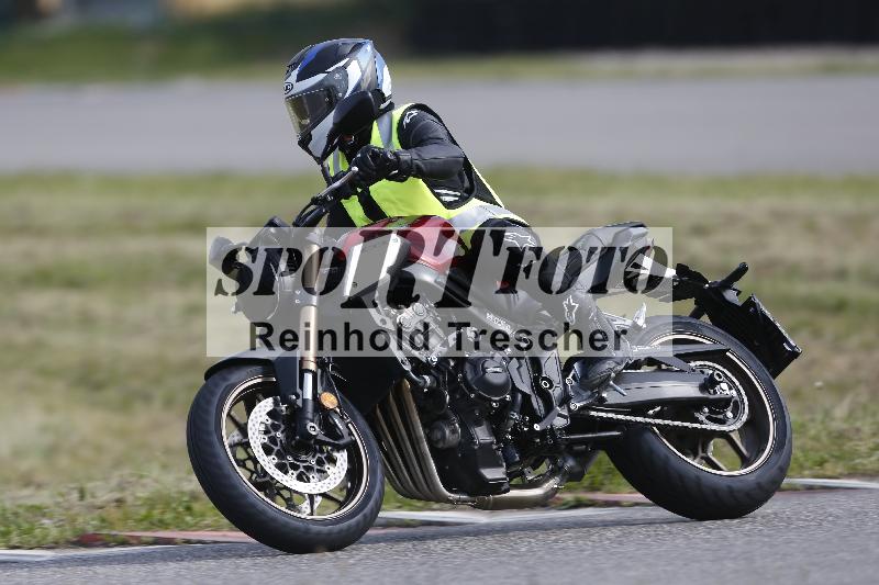 /Archiv-2024/17 01.05.2024 Speer Racing ADR/Schnuppertraining